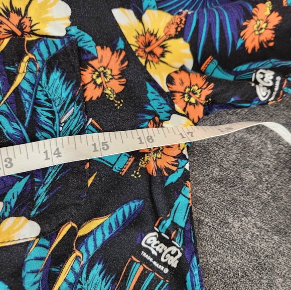 Coca-Cola Hawaiian Tropical Shirt Mens L Bright Hibiscus Floral Summer Beach VTG - Picture 5 of 9